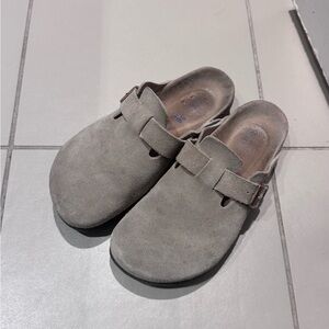 Women's Suede Slip-On Clogs